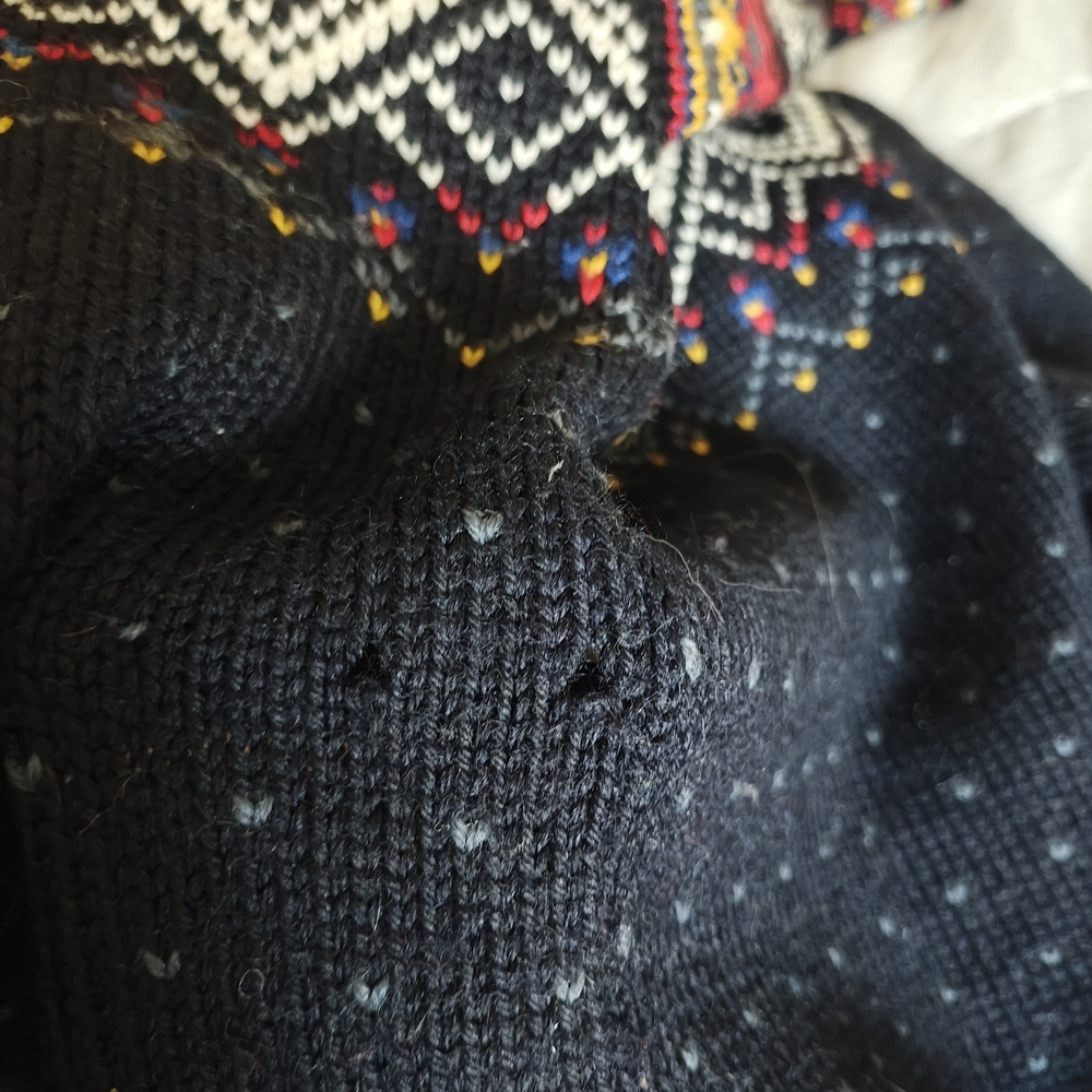 Dale of Norway Nordic Crewneck Sweater - Red, White, Black - Picture 3 of 5
